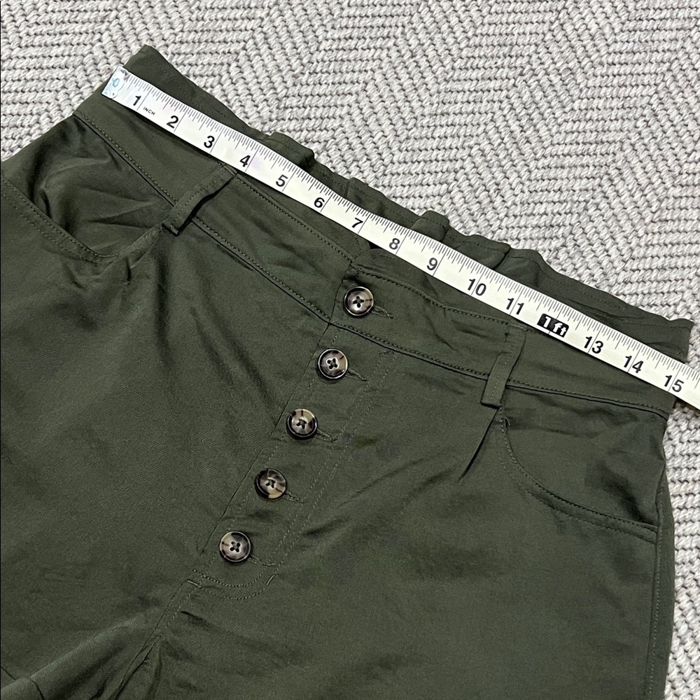 Express Olive High-Waist Button-Front Shorts - image 5